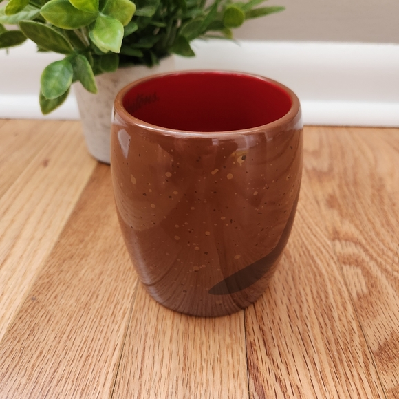 Tim Hortons 2016 Collection Brown Beaver Coffee Mug - Picture 4 of 11